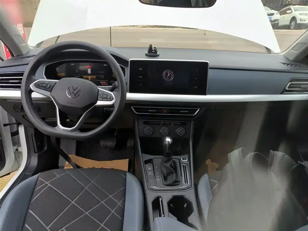 Volkswagen Lavida 2023 из CN, фото 10