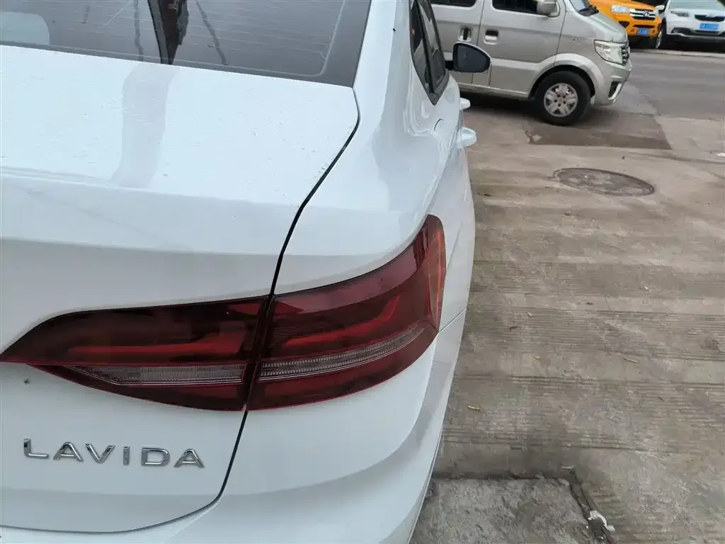 Volkswagen Lavida 2023 из CN, фото 8