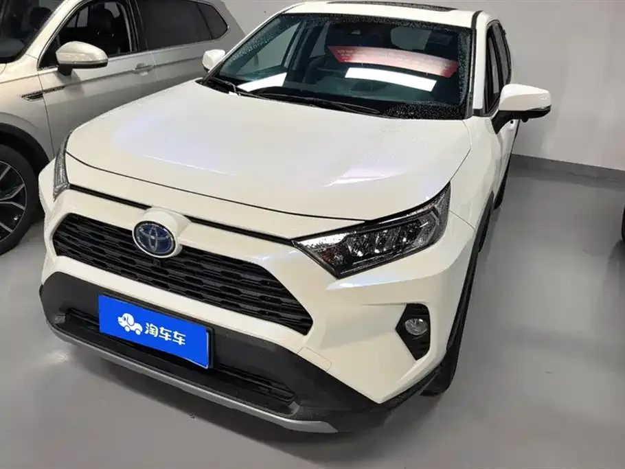 Toyota RAV4 2022 из CN, фото 1