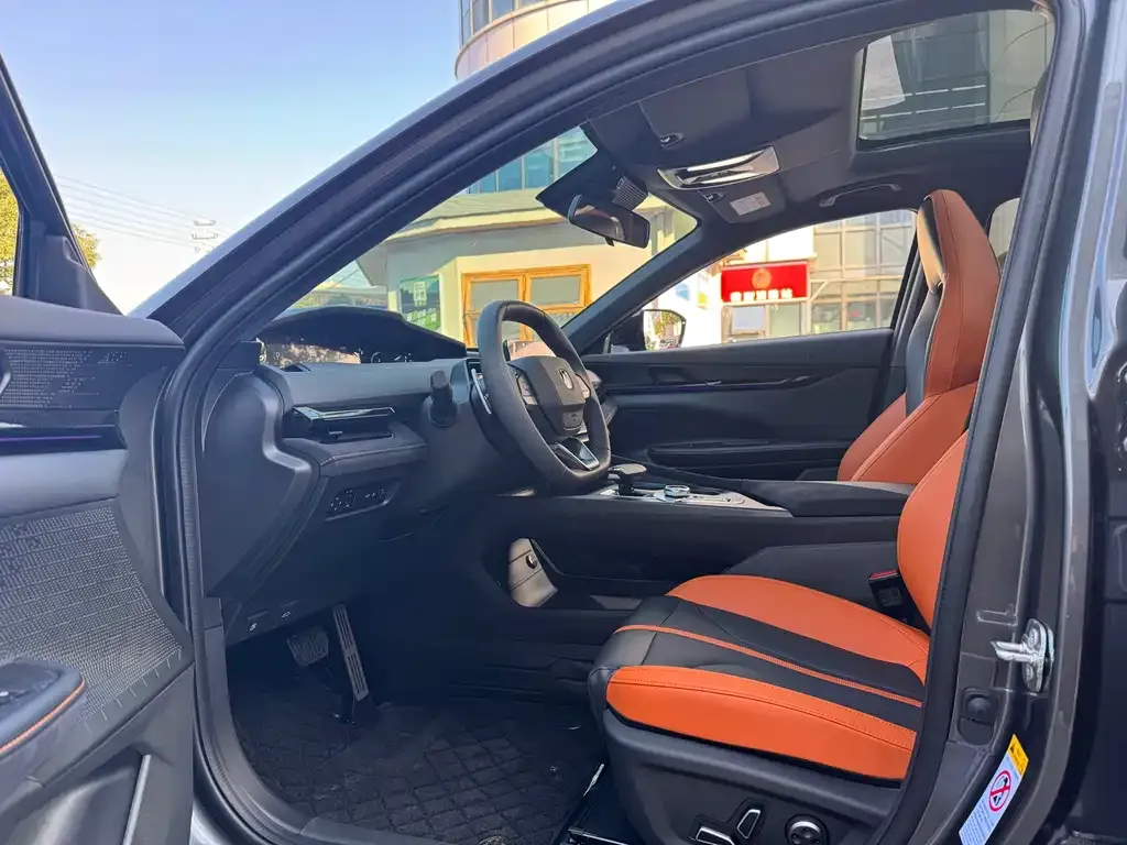Changan UNI-V 2025 из CN, фото 10