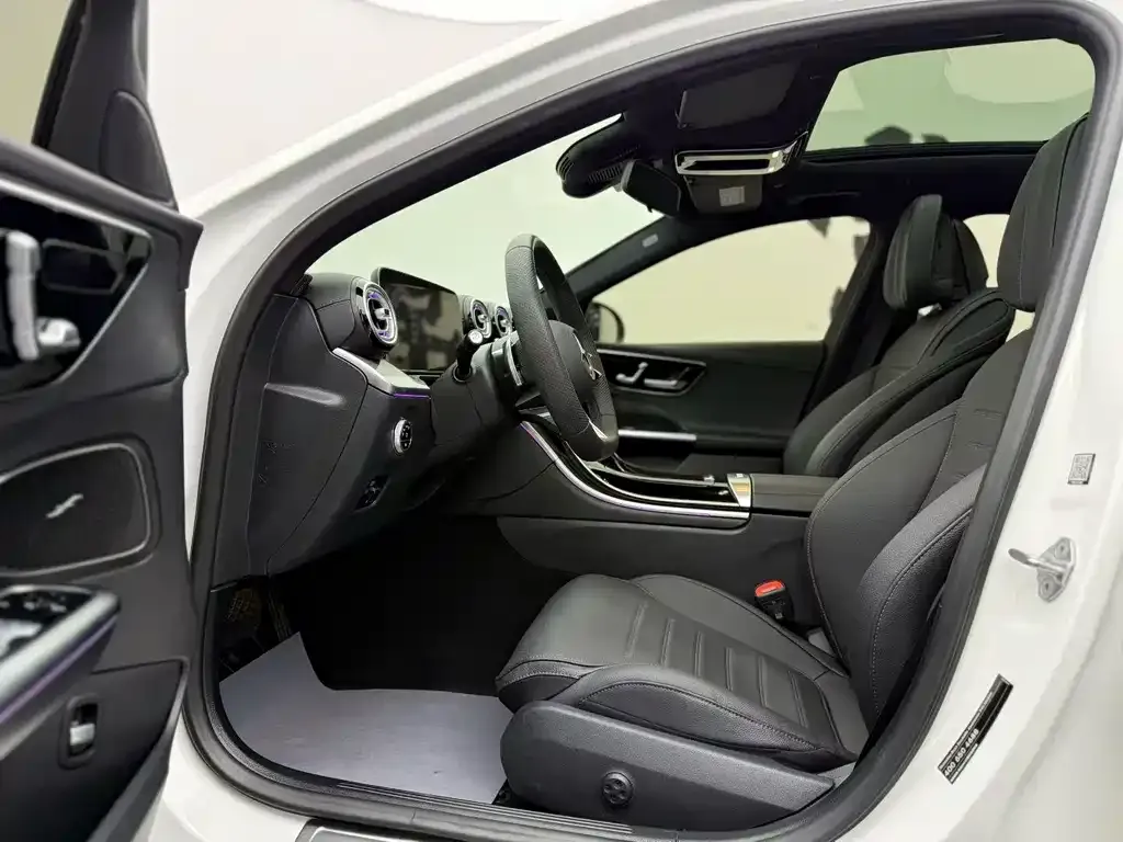 Mercedes-Benz C-Class 2023 из CN, фото 4