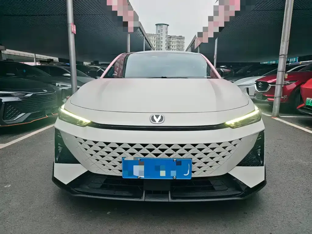 Changan UNI-V 2024 из CN, фото 2