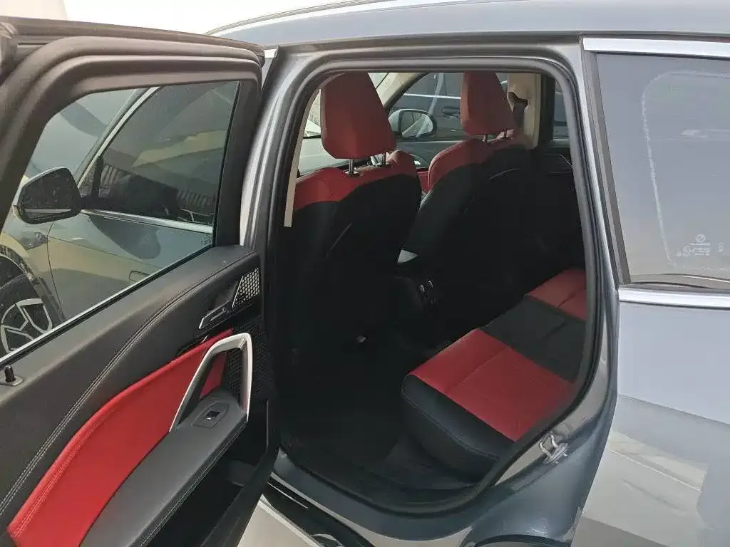BMW X1 2023 из CN, фото 6