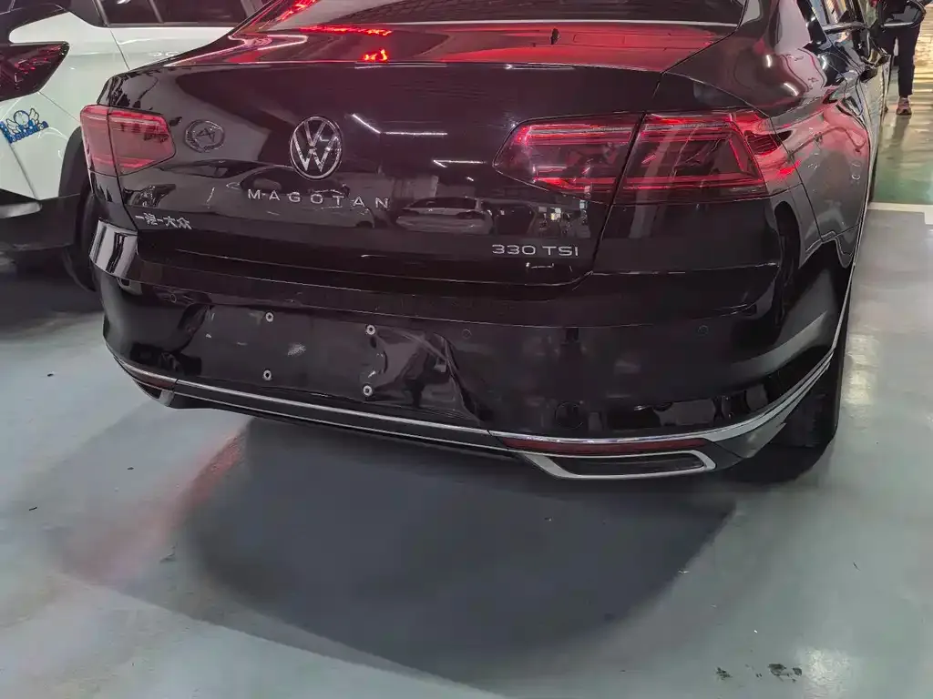 Volkswagen Magotan 2023 из CN, фото 3