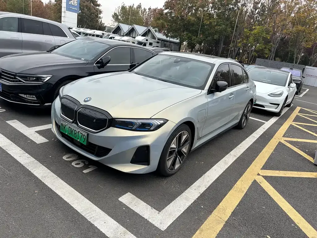 BMW i3 2023 из CN, фото 1