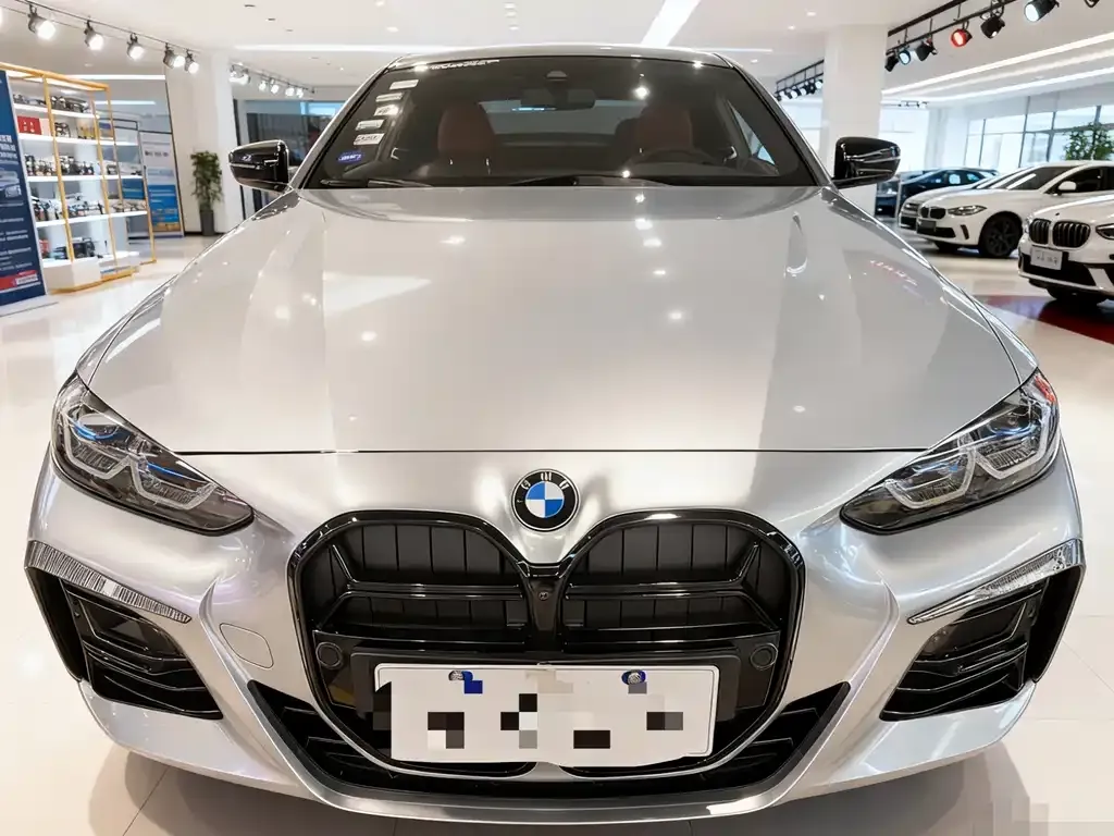BMW 4 Series 2023 из CN, фото 2