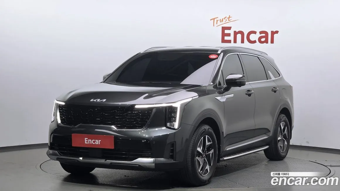 Kia Sorento — фото 1