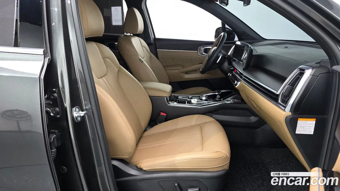 Kia Sorento — фото 10