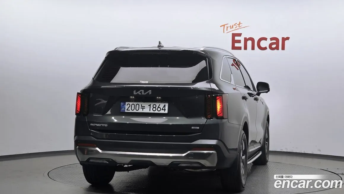 Kia Sorento — фото 4
