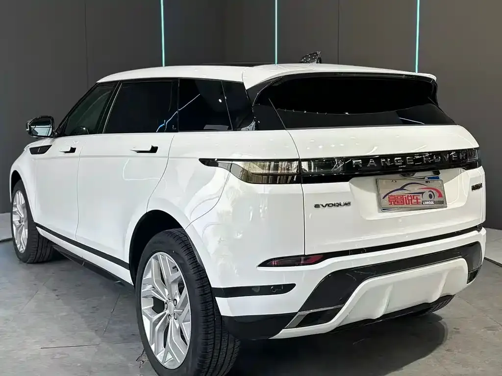 Land Rover Evoque — фото 8