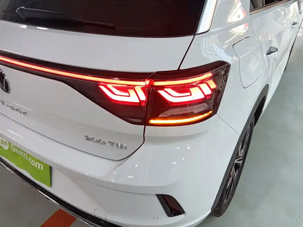 Volkswagen T-Roc 2024 из CN, фото 8