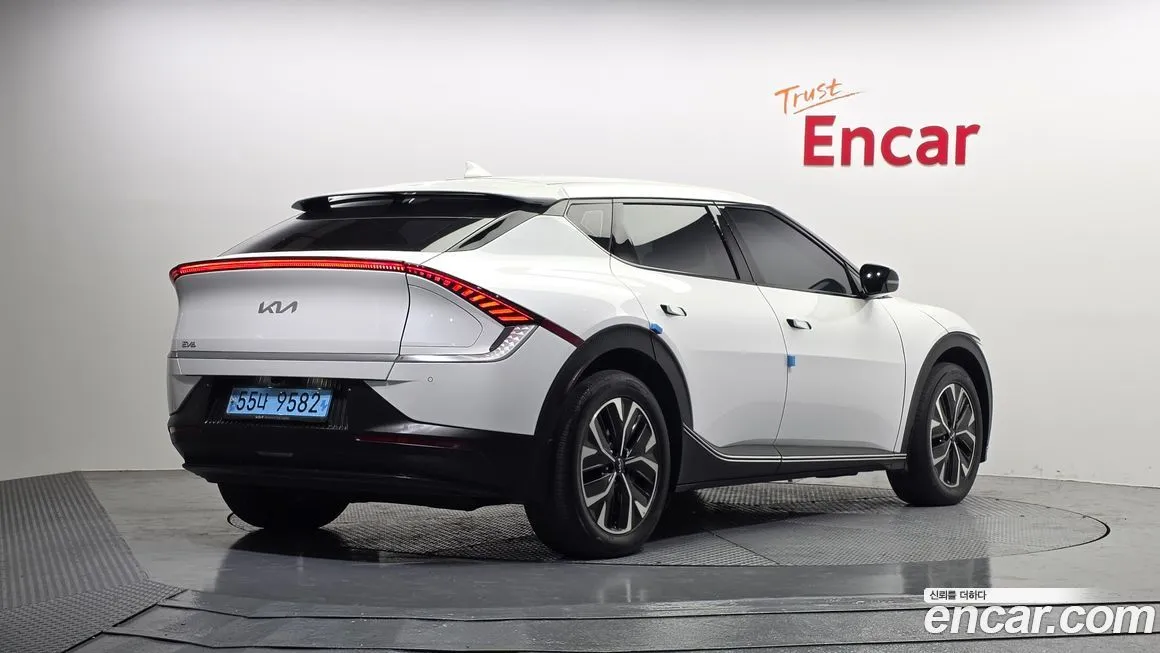 Kia EV6 — фото 2