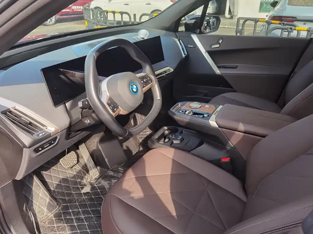 BMW iX 2024 из CN, фото 3