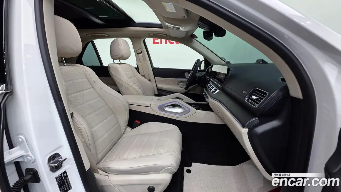 Mercedes-Benz GLE-Class — фото 10