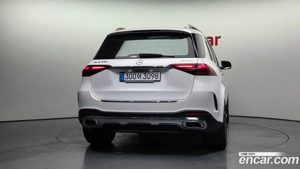 Mercedes-Benz GLE-Class — фото 4