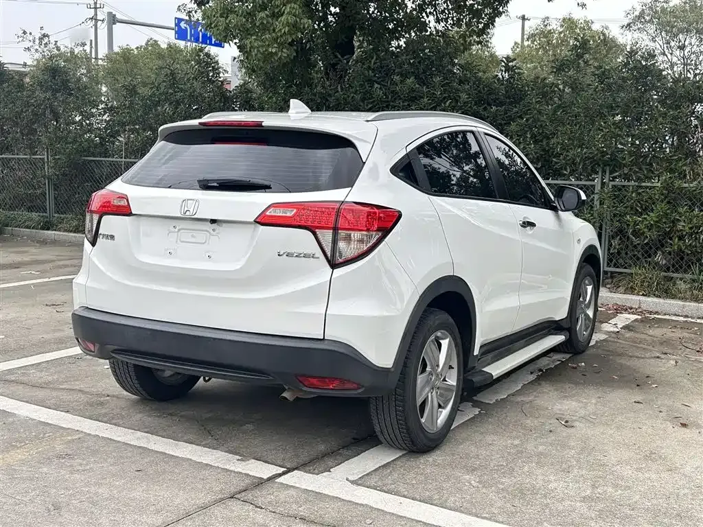 Honda Vezel — фото 10