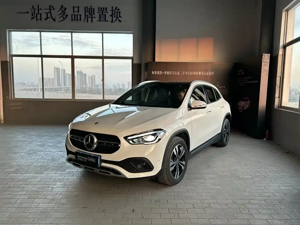 Mercedes-Benz GLA 2023 из CN, фото 1