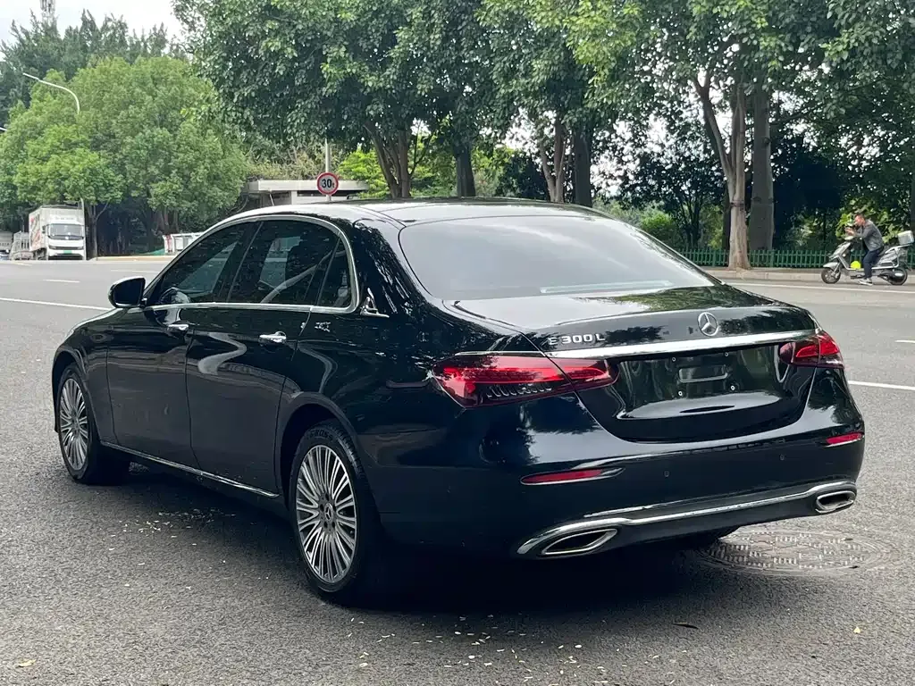 Mercedes-Benz E-Class 2022 из CN, фото 6