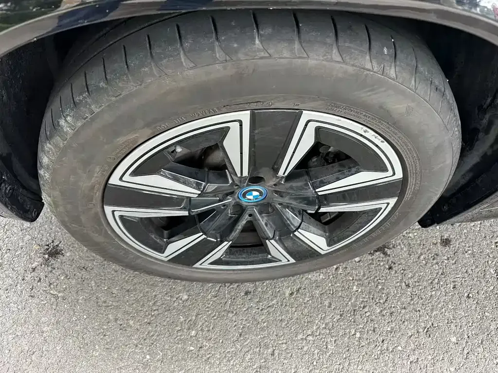 BMW iX3 2024 из CN, фото 3