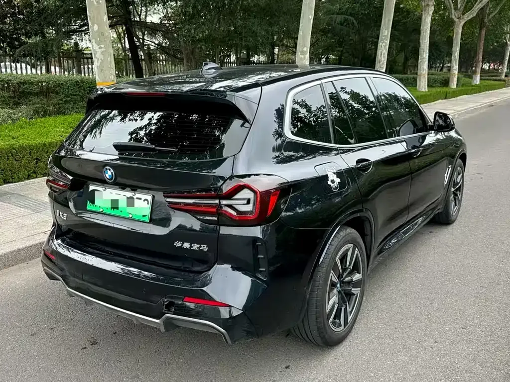BMW iX3 2024 из CN, фото 9
