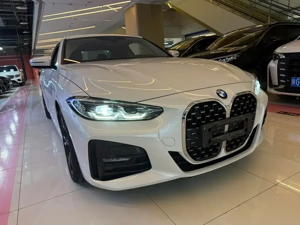 BMW 4 Series 2022 из CN, фото 2