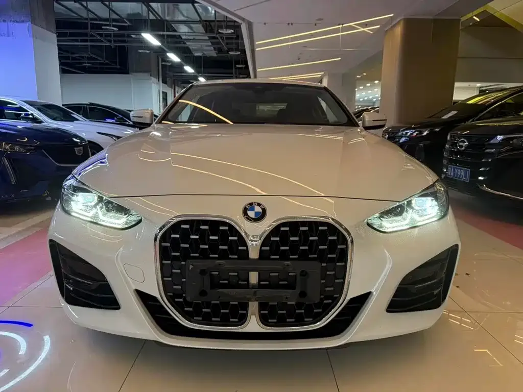 BMW 4 Series 2022 из CN, фото 4