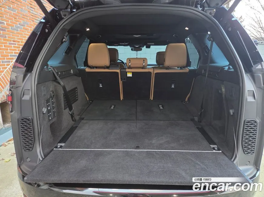 Land Rover Discovery 2024 из KR, фото 4