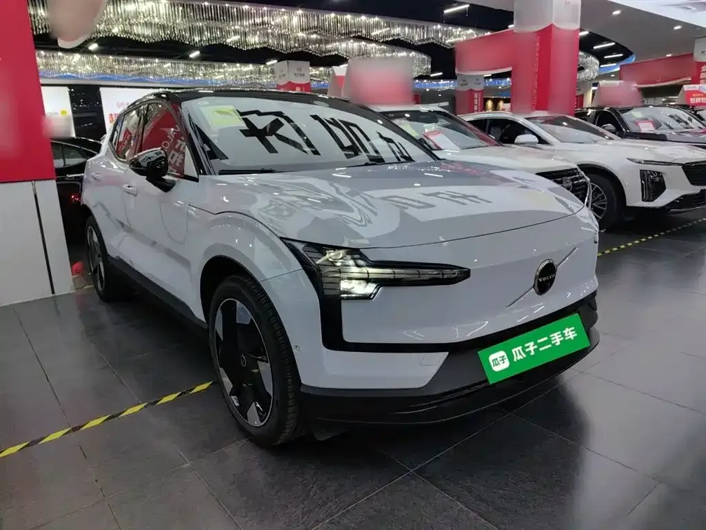 Volvo EX30 2025 из CN, фото 4