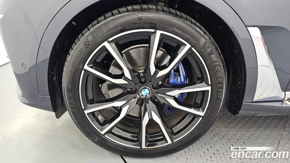 BMW X7 2021 из KR, фото 5