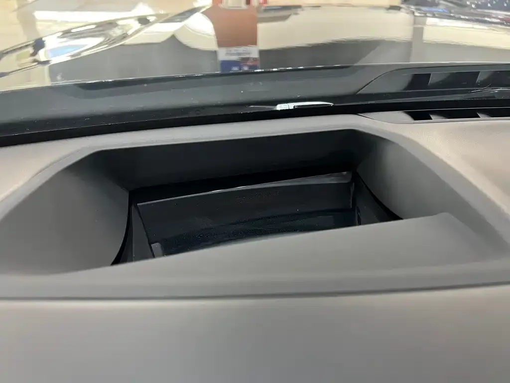 BMW 7 Series 2022 из CN, фото 6