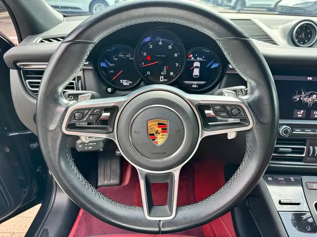 Porsche Macan 2022 из CN, фото 8