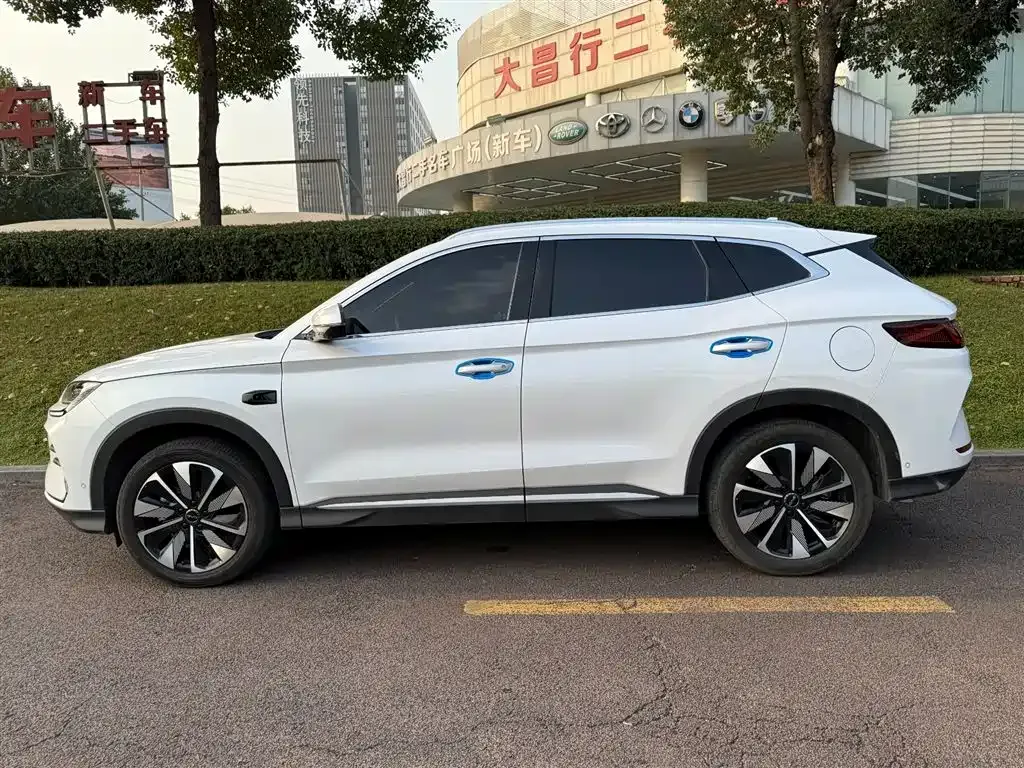 BYD PLUS New Energy 2025 из CN, фото 3