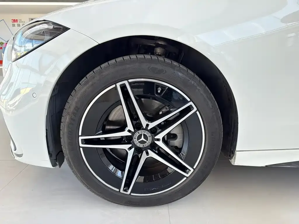 Mercedes-Benz C-Class 2023 из CN, фото 4