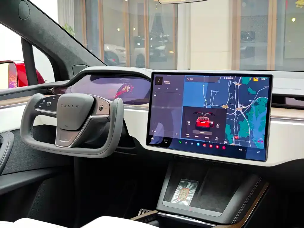 Tesla Model X 2024 из CN, фото 8