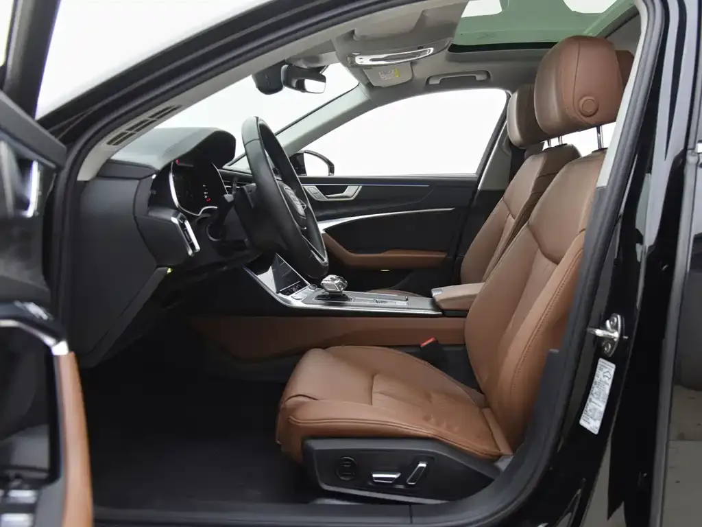 Audi A6L 2023 из CN, фото 8