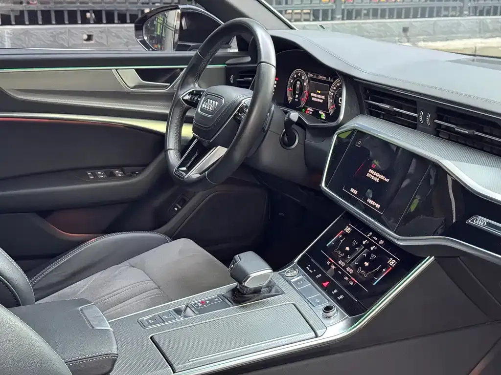 Audi A6L 2024 из CN, фото 9