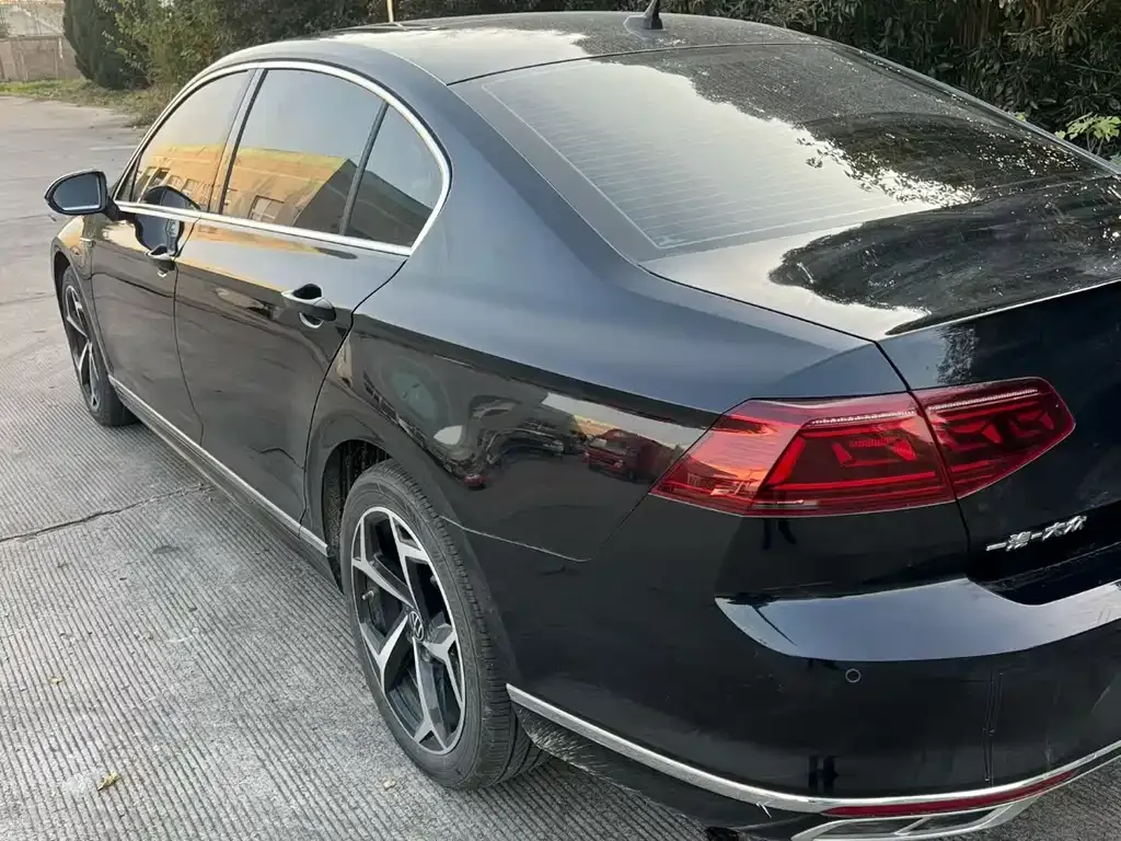 Volkswagen Magotan 2023 из CN, фото 3