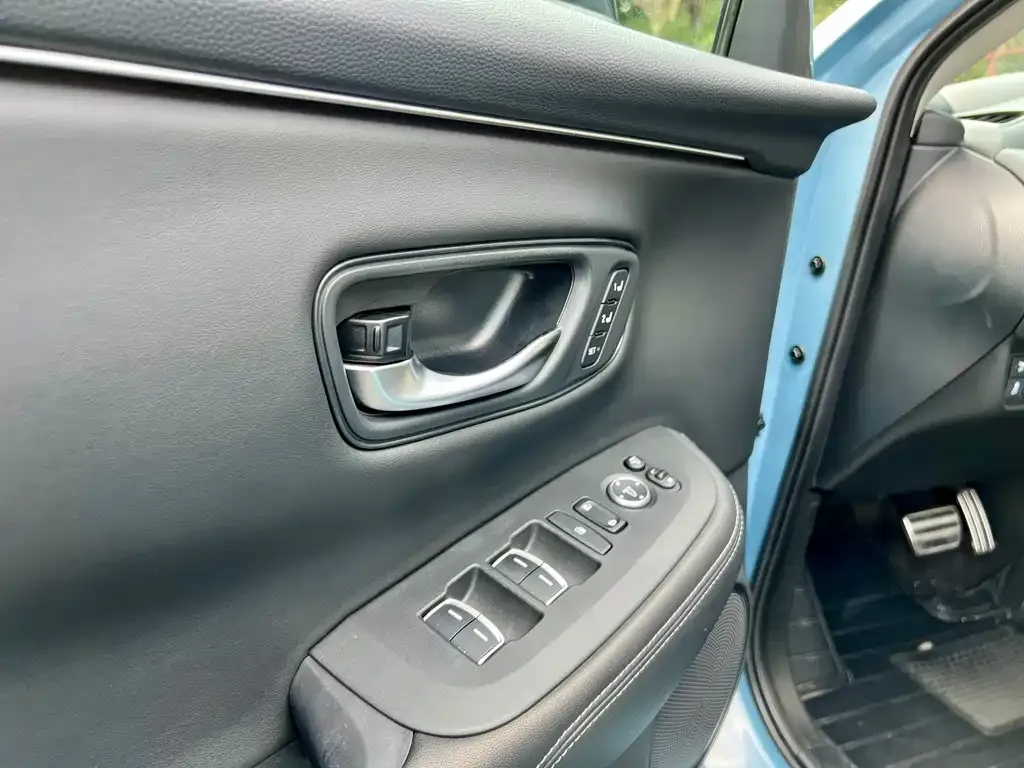 Honda ZR-V 2023 из CN, фото 8