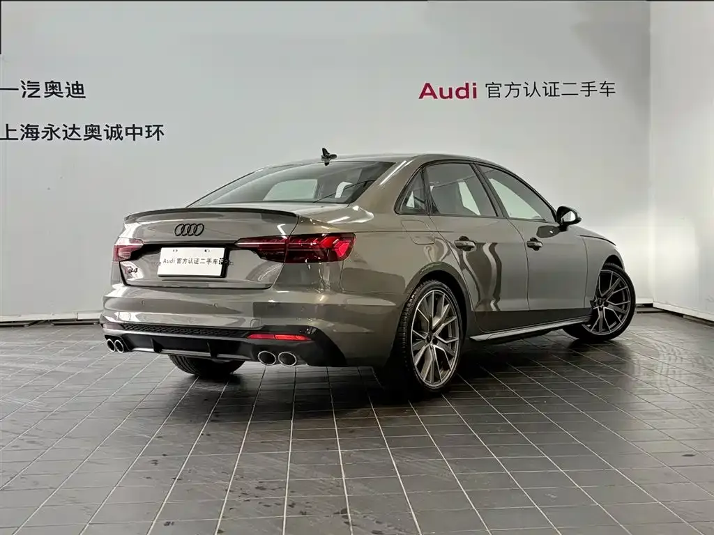 Audi S4 — фото 5