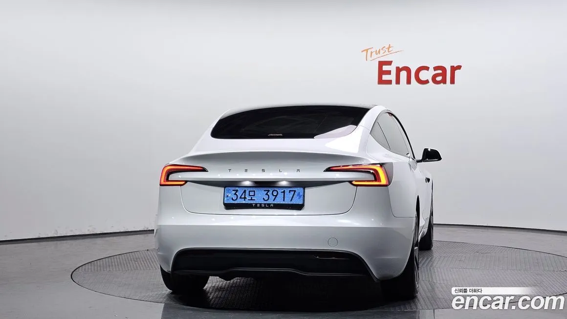 Tesla Model 3 2024 из KR, фото 4