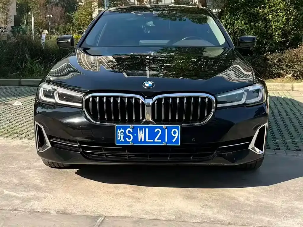 BMW 5 Series — фото 2