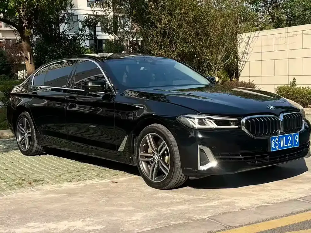 BMW 5 Series — фото 3