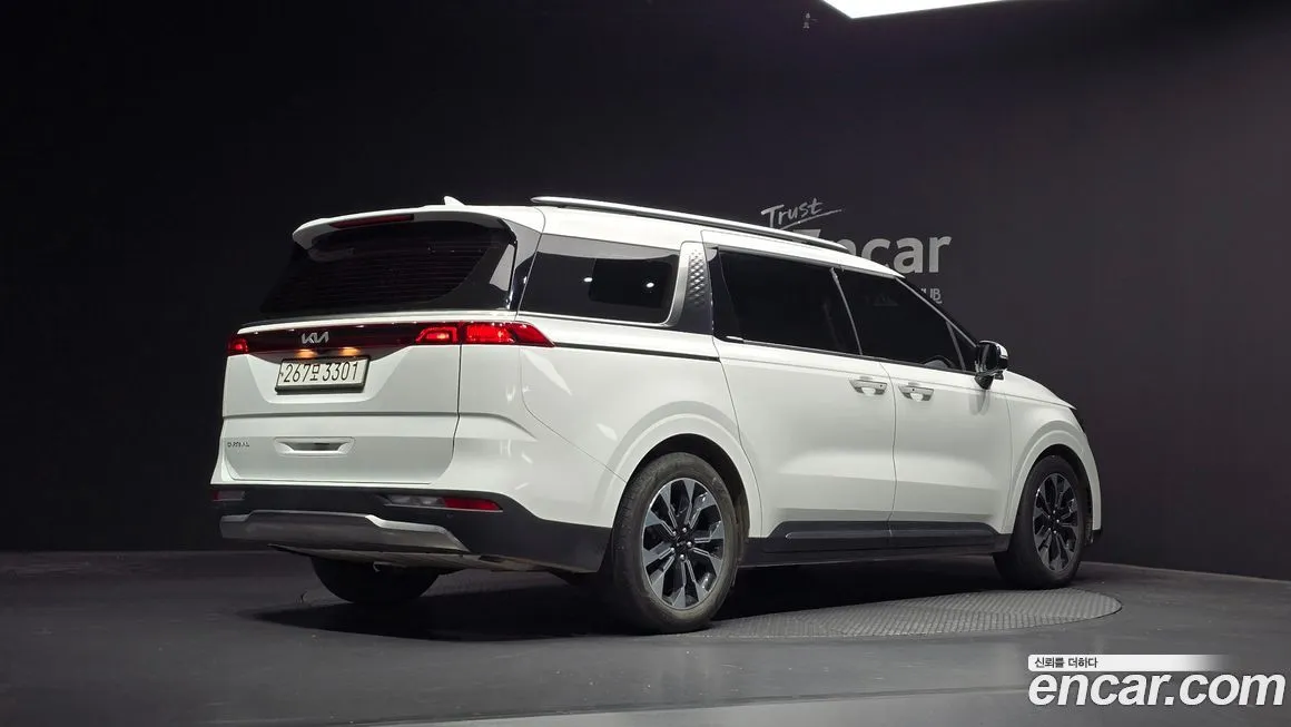 Kia Carnival — фото 2