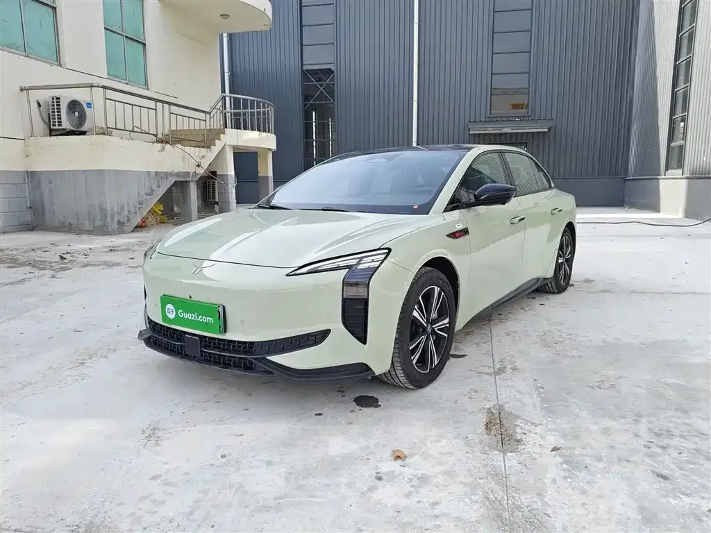 Hongqi EH7 2024 из CN, фото 1