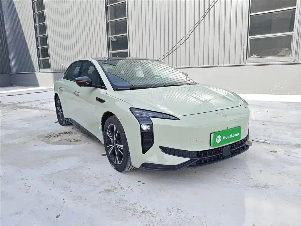 Hongqi EH7 2024 из CN, фото 4