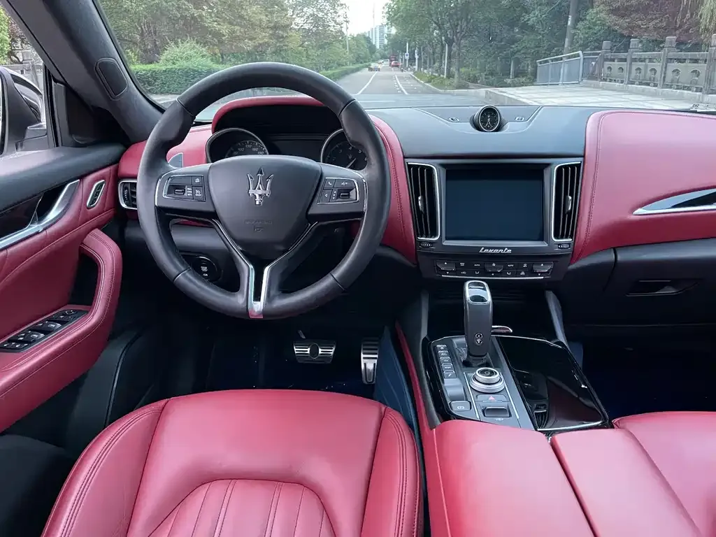 Maserati Levante 2021 из CN, фото 8
