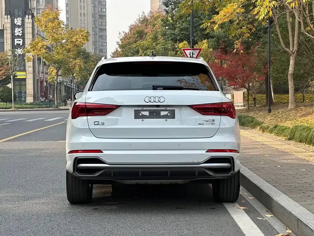 Audi Q3 2021 из CN, фото 5