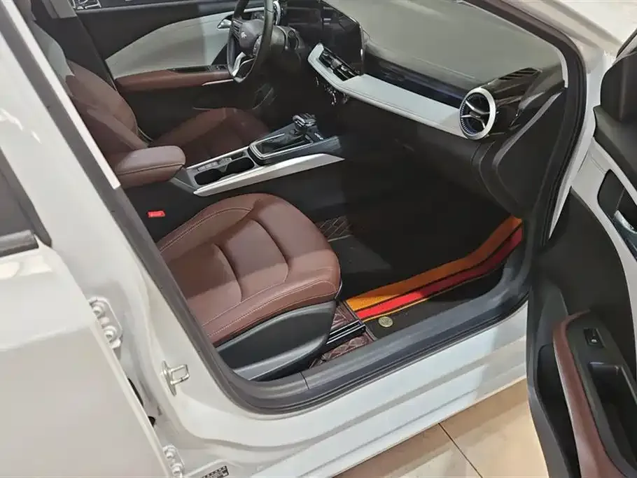Chevrolet Monza 2023 из CN, фото 8
