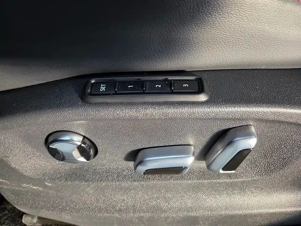 Volkswagen Teramont 2023 из CN, фото 8