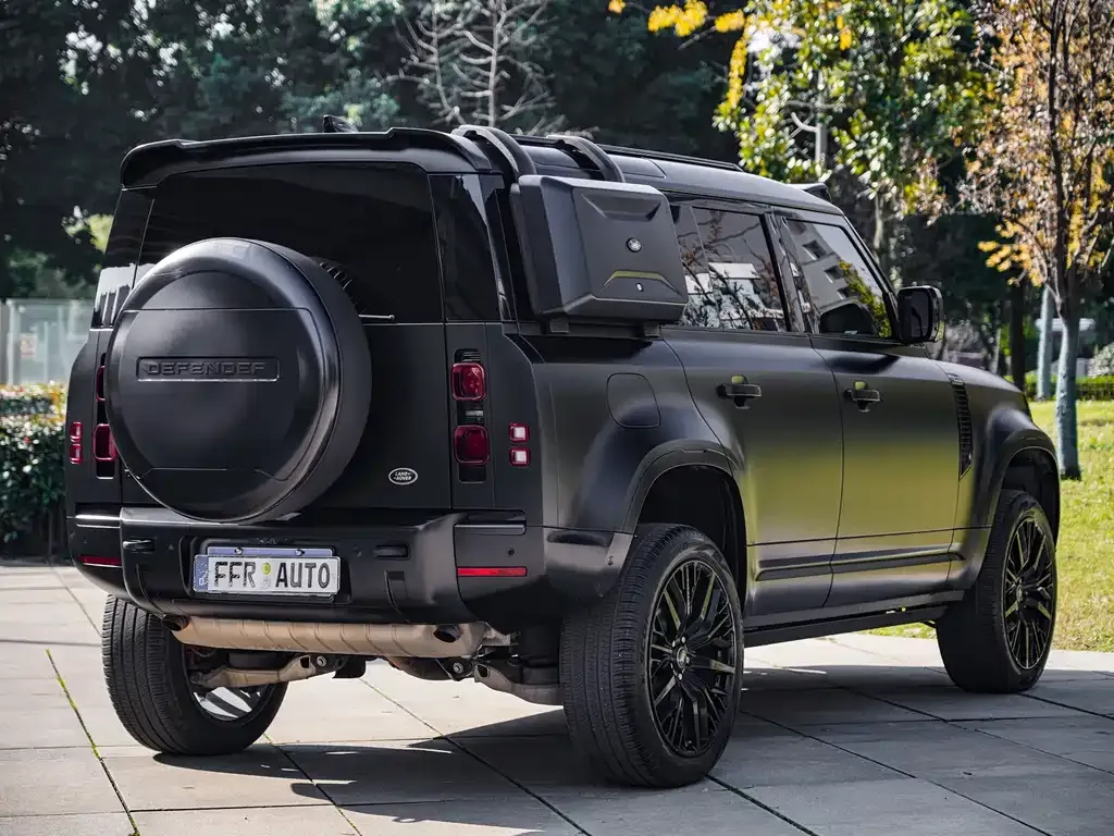 Land Rover Defender — фото 5